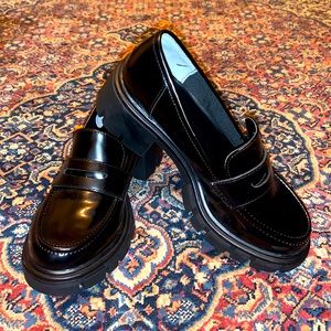 Crown Vintage Sage Penny Loafer